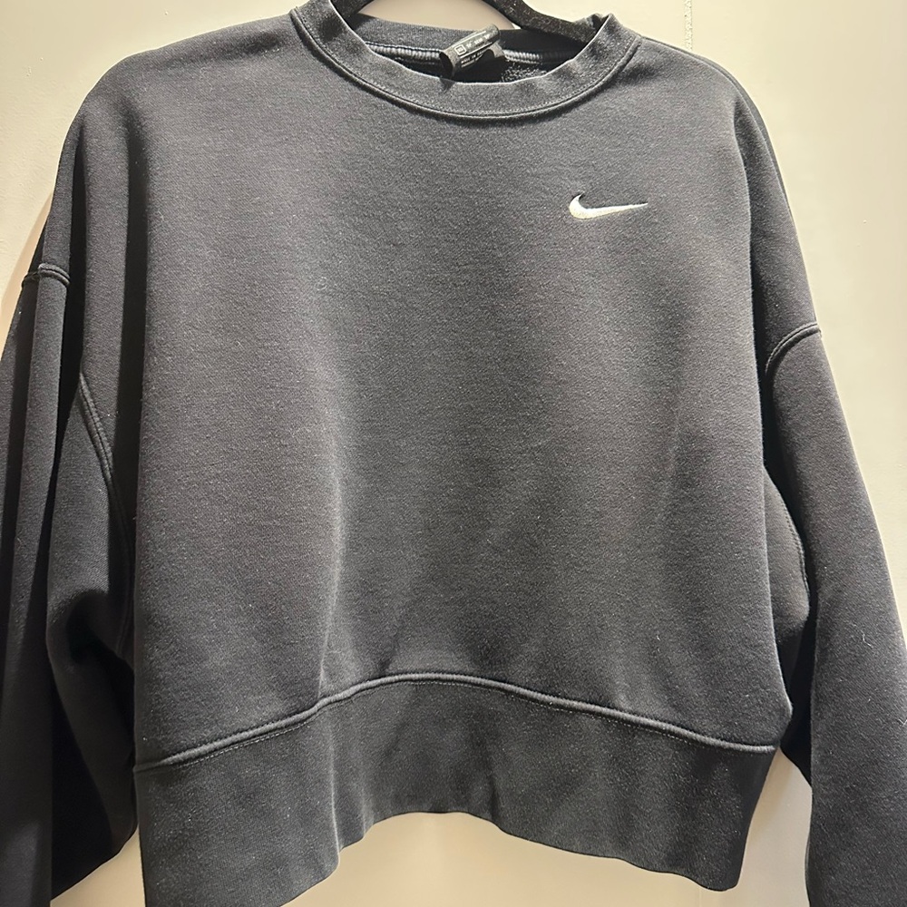 Nike Women's Black Sweatshirt